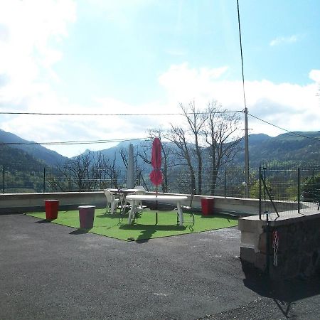Vacances Au Pied Des Monts Du Cantal Laveissière Eksteriør billede